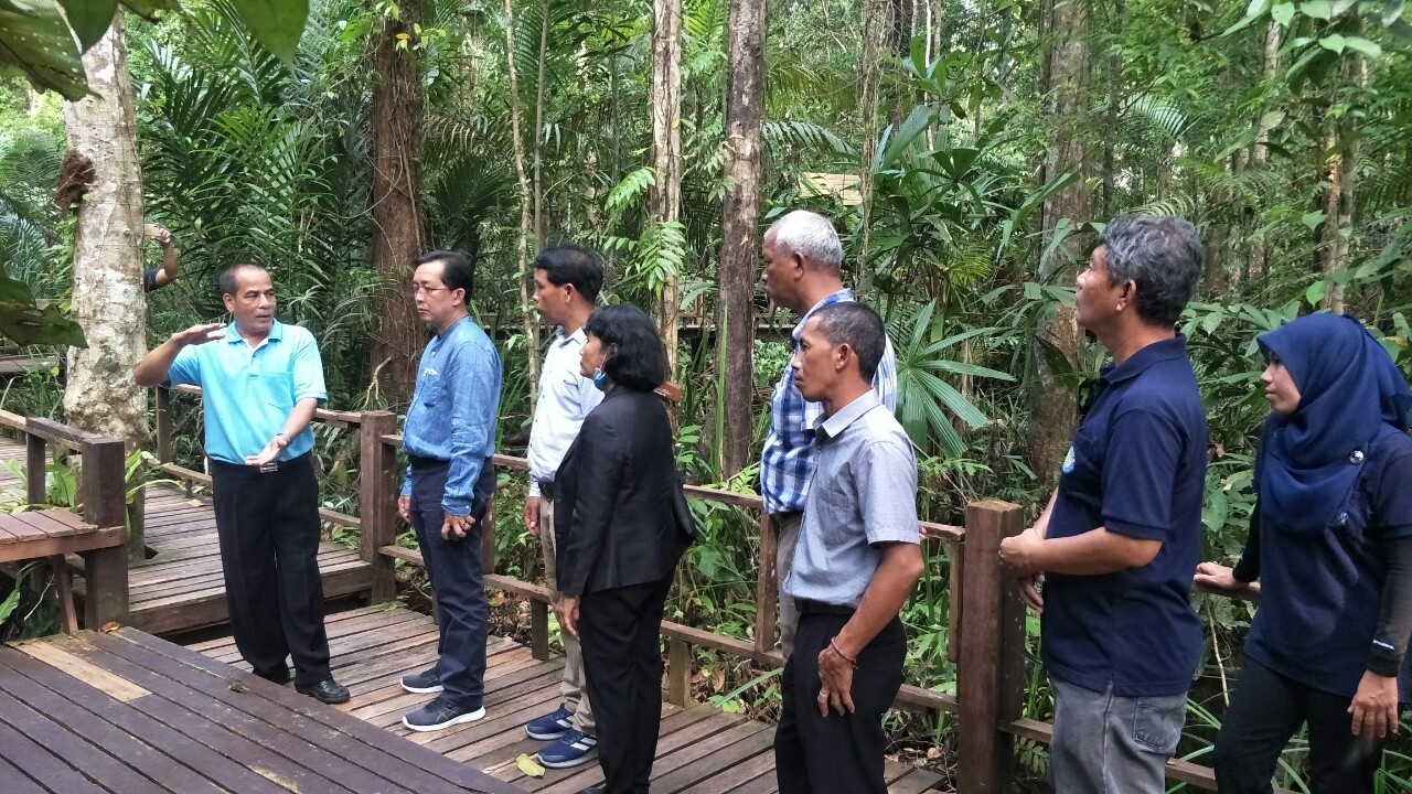 ลงพื้นที่ตรวจเยี่ยมศูนย์วิจัยและพัฒนาการเพาะเลี้ยงสัตว์น้ำจืดนราธิวาส..คลิก