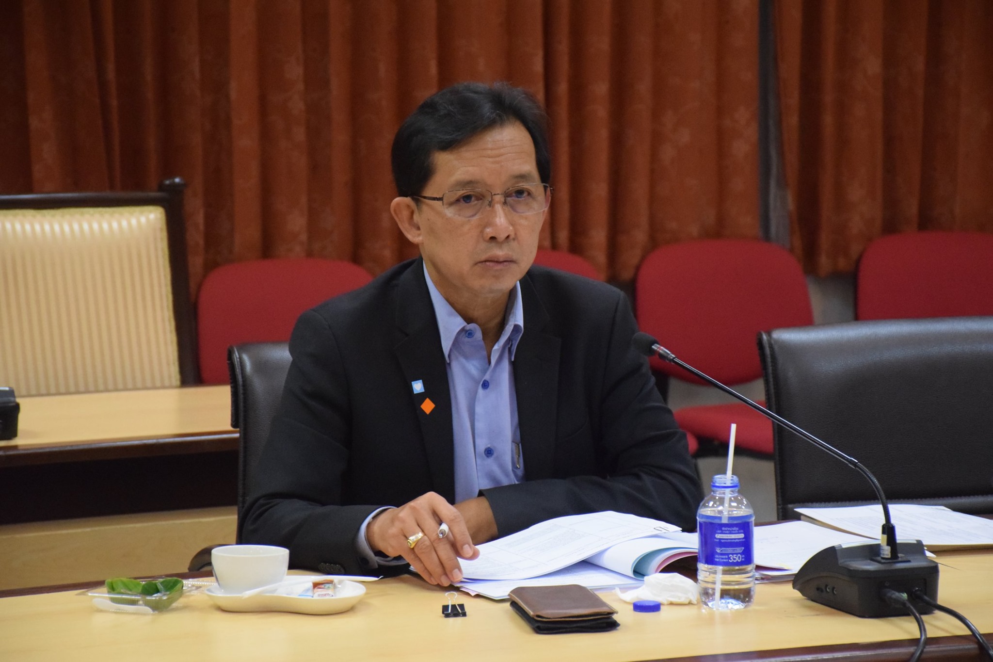ประชุมคณะกรรมการพิจารณาแก้ไขปรับปรุงหรือดำเนินการทางกฎหมายด้านการประมง ครั้งที่ 2/2563..คลิก