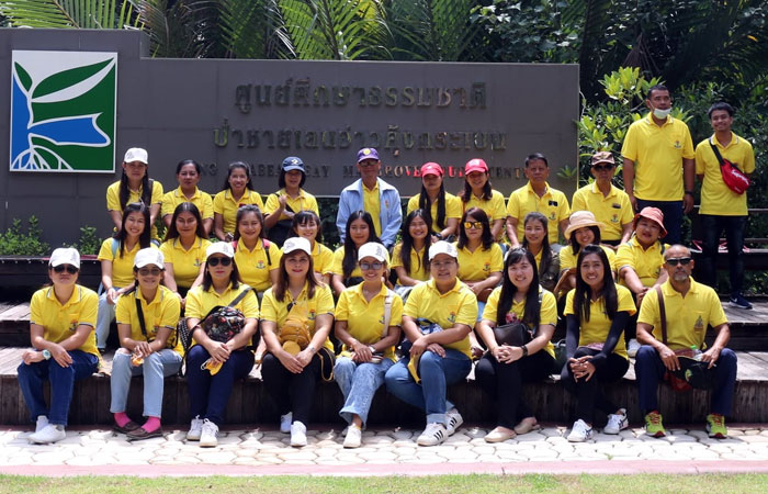 คณะครู โรงเรียนเทพศิรินทร์ลาดหญ้า กาญจนบุรี ศึกษาดูงานศูนย์ฯ คุ้งกระเบน..คลิก