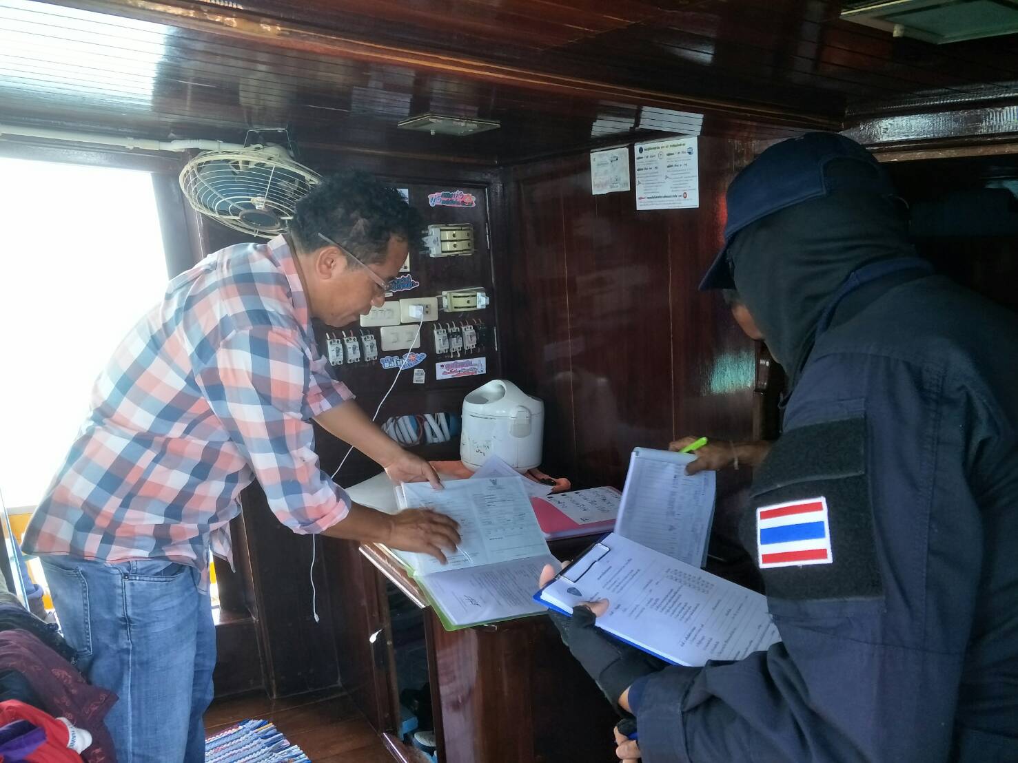 กิจกรรมการควบคุมเฝ้าระวังการทำการประมงพื้นที่ทะเลชายฝั่ง