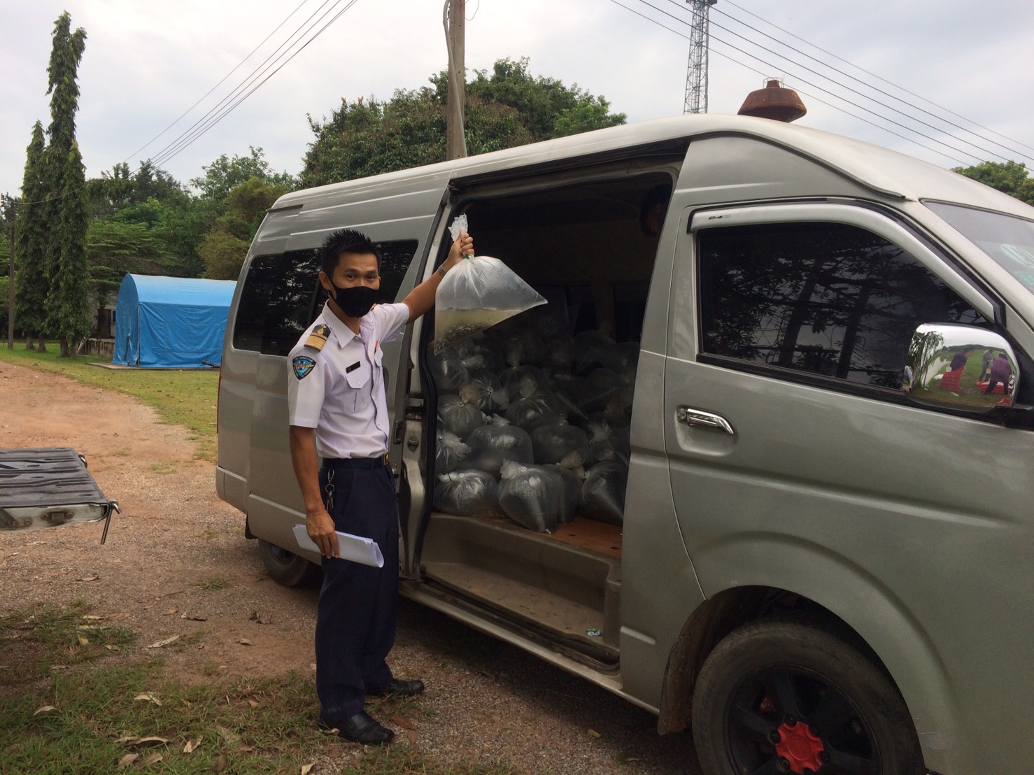 ตรวจสอบลูกพันธุ์สัตว์น้ำ ส่งออกไปยัง สปป.ลาว..คลิก