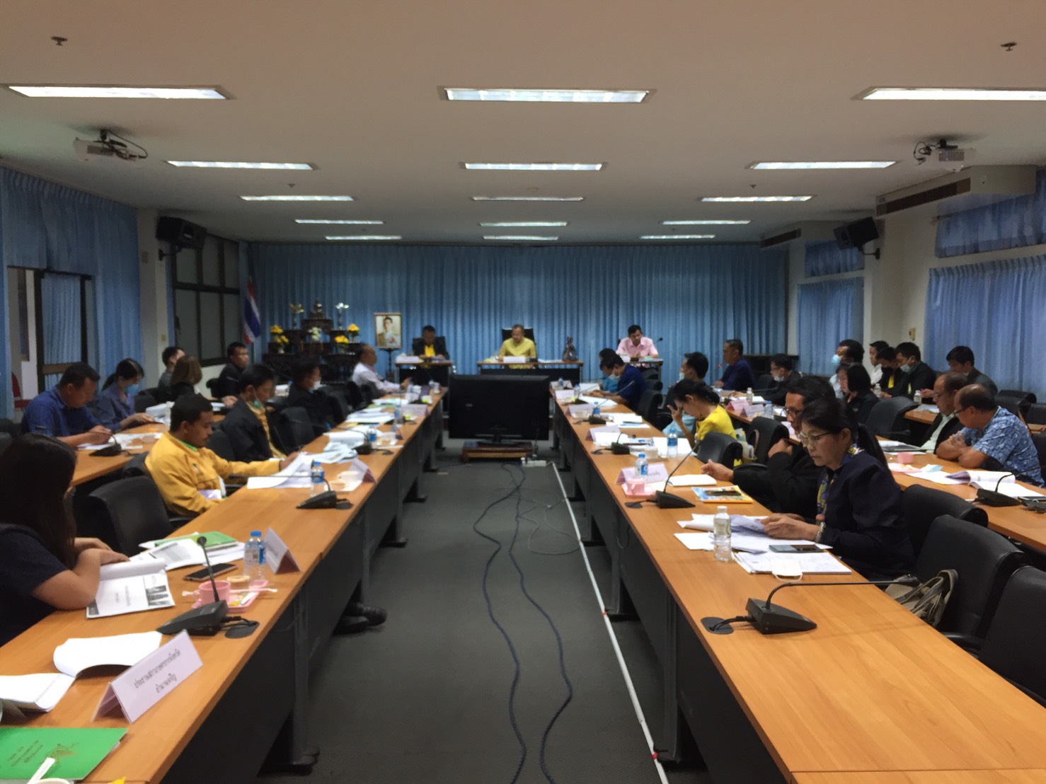 ประชุมหารือข้อราชการและแนวทางการพัฒนาจังหวัดอำนาจเจริญ (กลุ่มที่ ๓)..คลิก