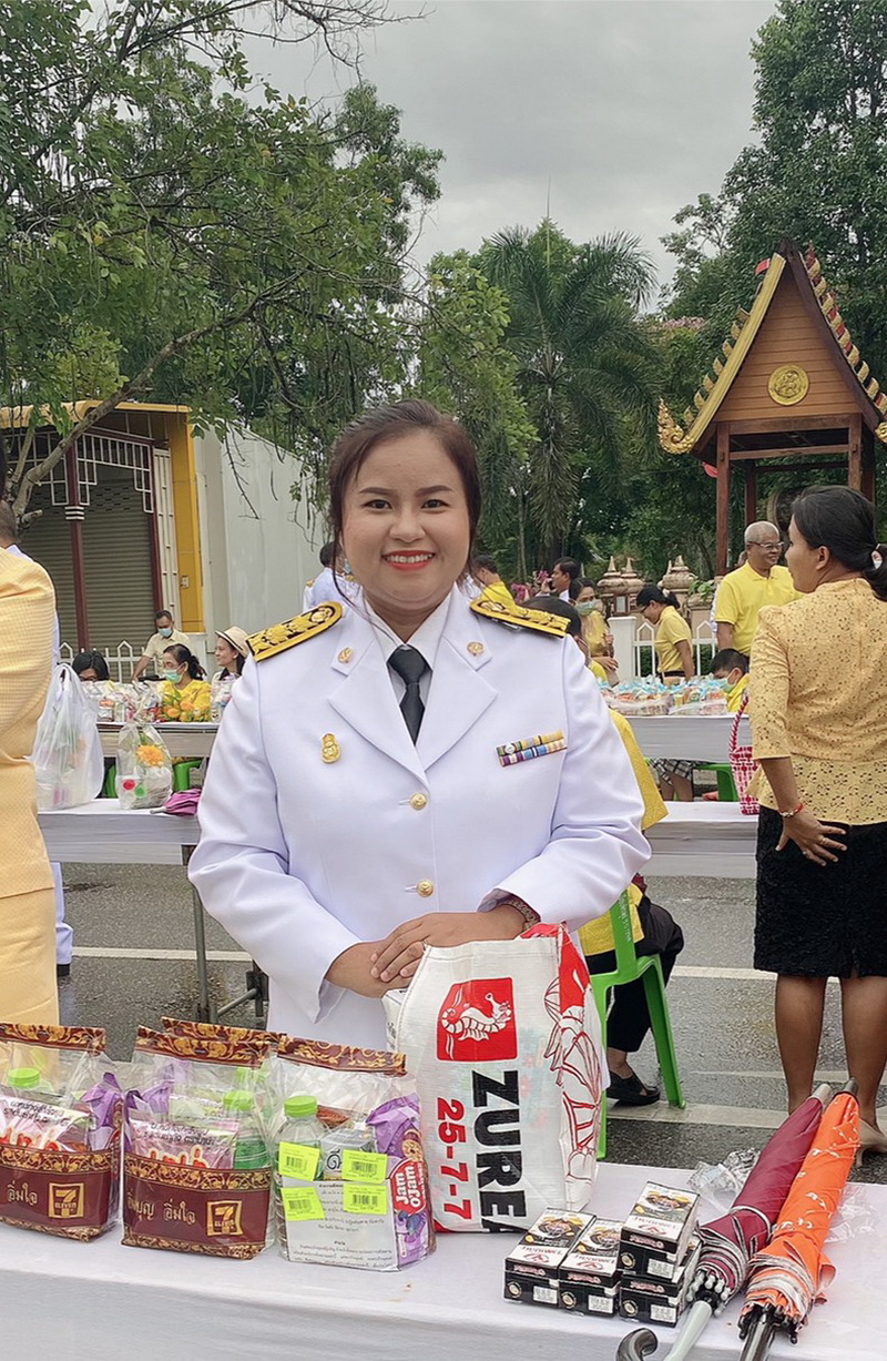 ร่วมพิธีน้อมรำลึกเนื่องในวันคล้ายวันสวรรคต ในหลวงรัชกาลที่ 9..คลิก