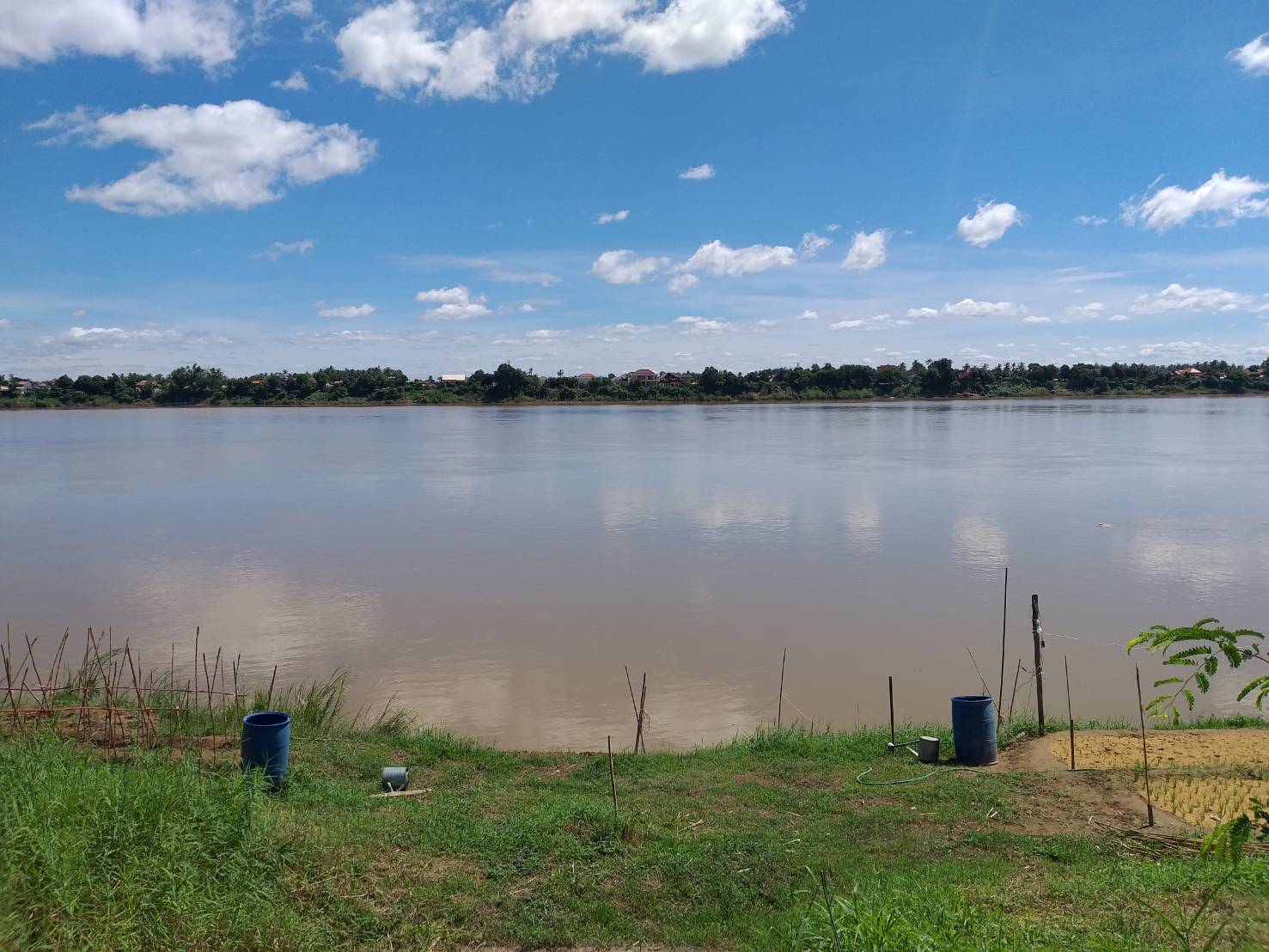 ตรวจป้องกันการลักลอบฯ ตามลำน้ำโขง..คลิก