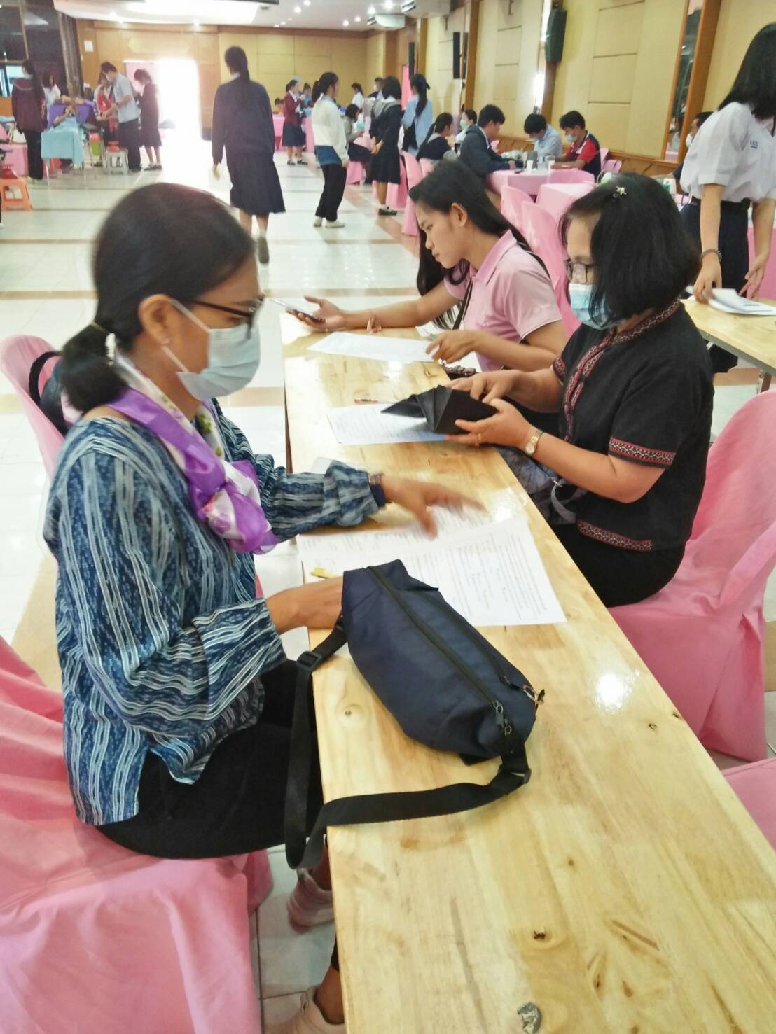 ข่าวประชาสัมพันธ์ประจำวันที่ 6 พฤศจิกายน 2563 ศูนย์วิจัยและพัฒนาการเพาะเลี้ยงสัตว์น้ำจืดศรีสะเกษ ปักษ์แรก ฉบับที่ 97