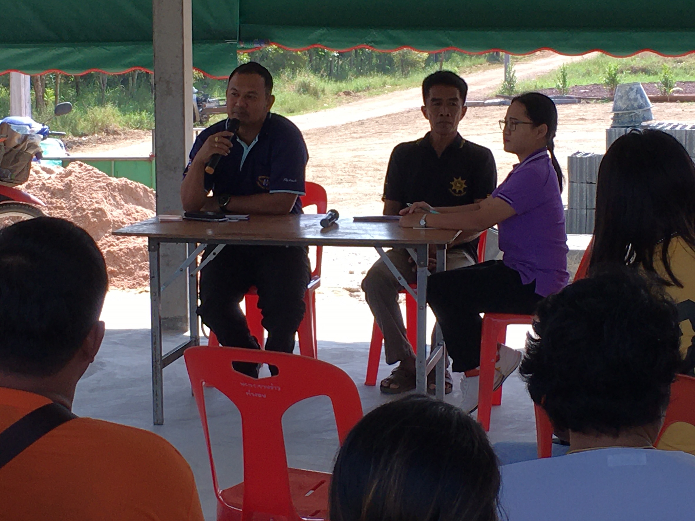 ประชุมชี้แจงข้อกฎหมายและตอบข้อซักถามและเสนอโครงการพัฒนาอ่างเก็บน้ำลำตะคอง..คลิก