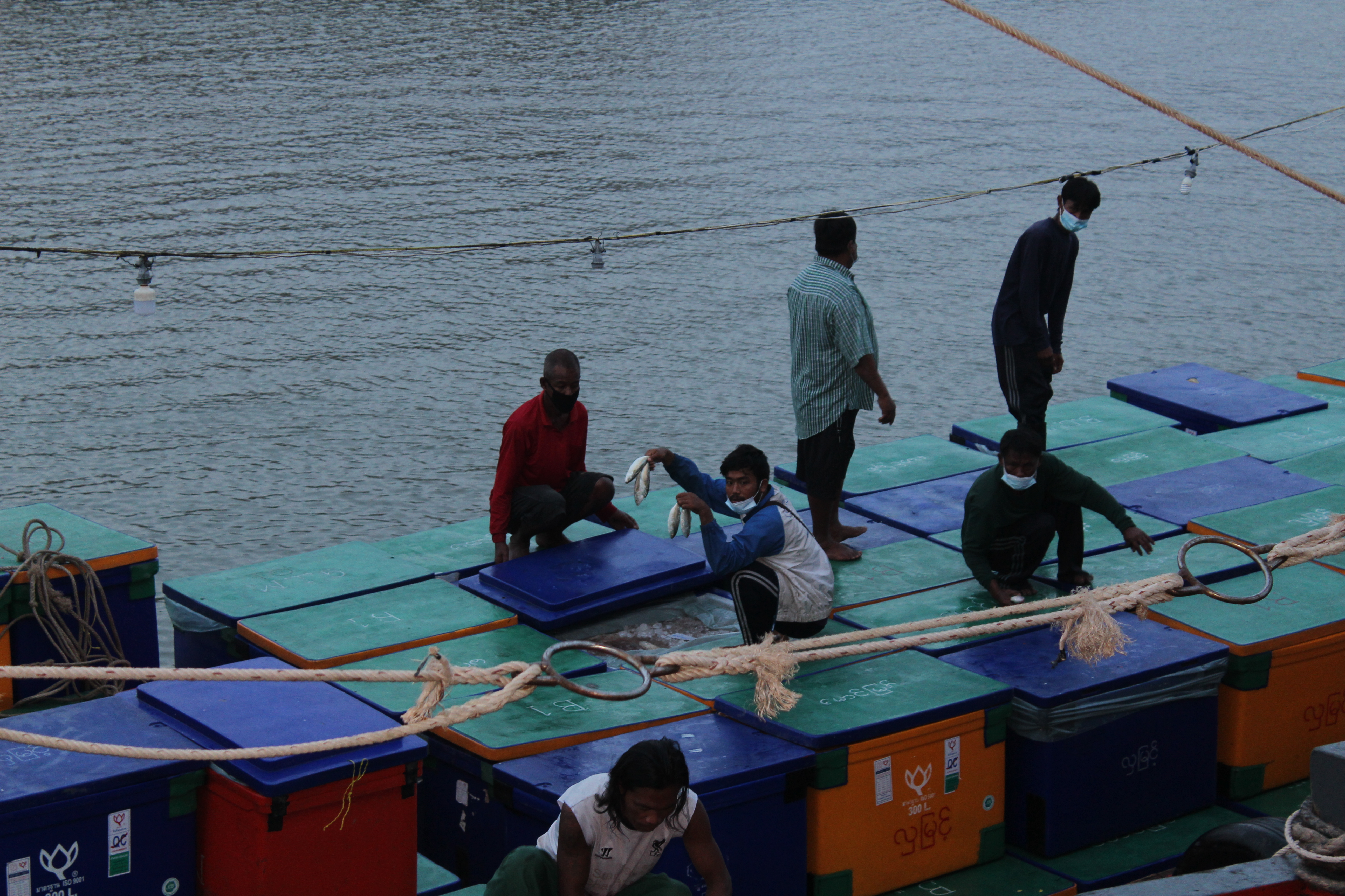 ตรวจสอบเรือและสินค้านำเข้าจากประเทศ MYANMAR..คลิก