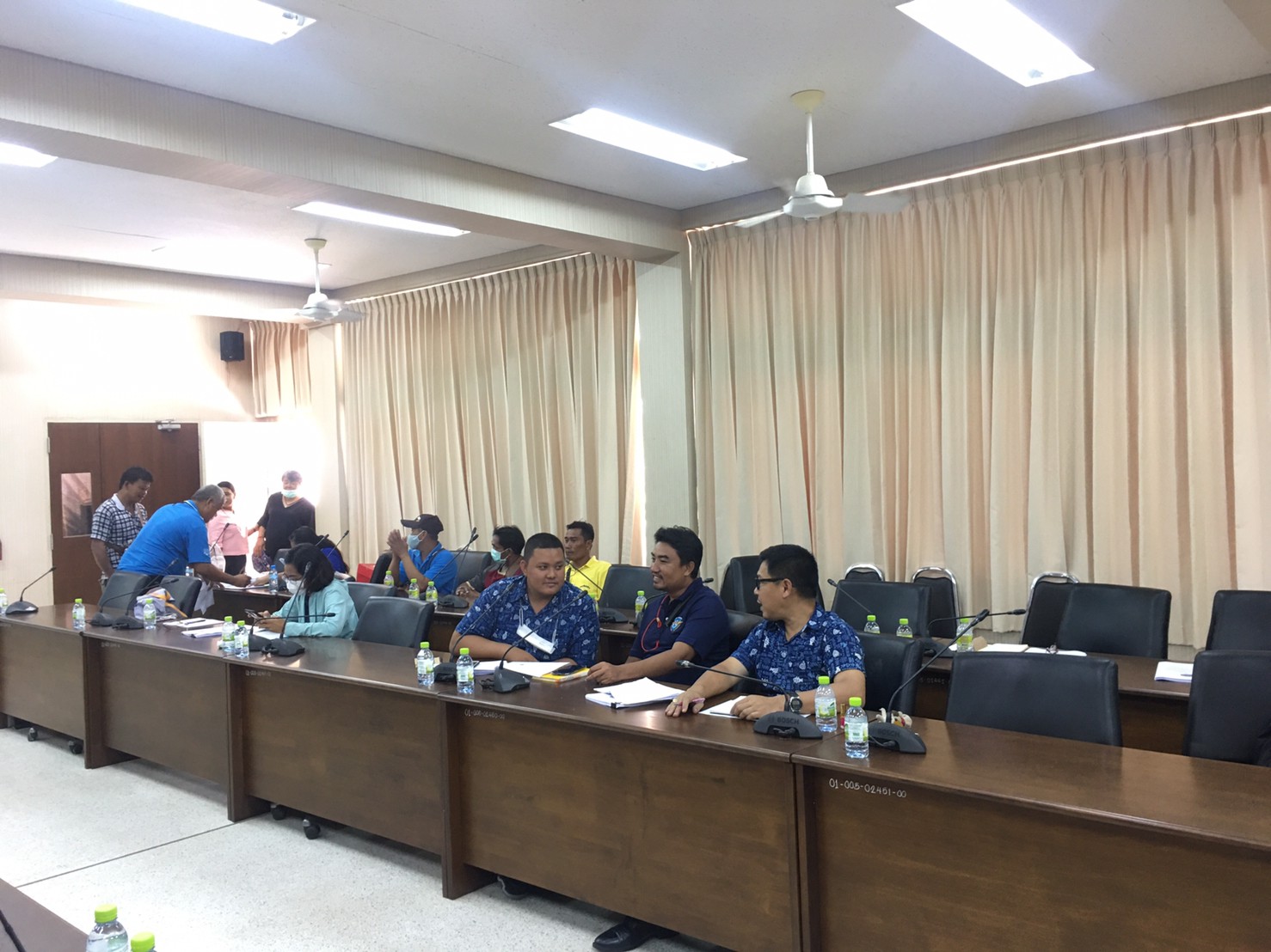 เข้าร่วมประชุมคณะทำงานขับเคลื่อนโครงการพัฒนาอาชีพและส่งเสริมสร้างความเข้มแข็งของชุมชนประมง..คลิก