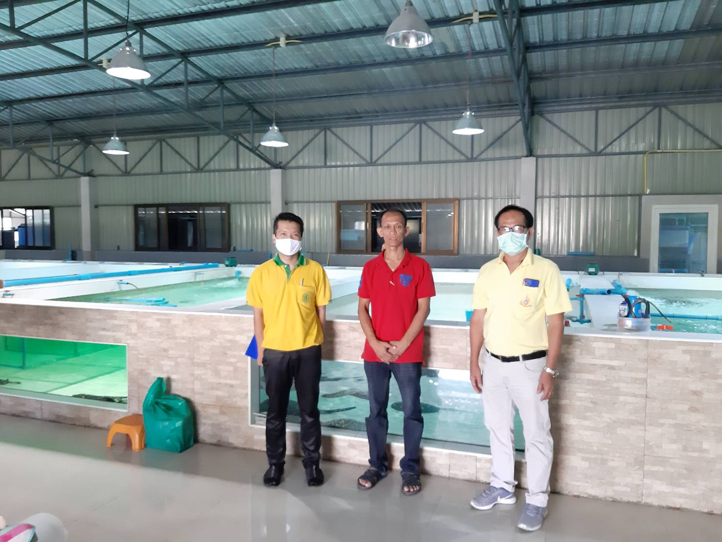 (อ.บางใหญ่) เตรียมความพร้อมเกษตรกรโครงการยกระดับมาตรฐานฟาร์มเพาะเลี้ยงสัตว์น้ำ (GAP) ปลาสวยงาม @ต.บ้านใหม่ อ.บางใหญ่ จ.นนทบุรี..คลิก