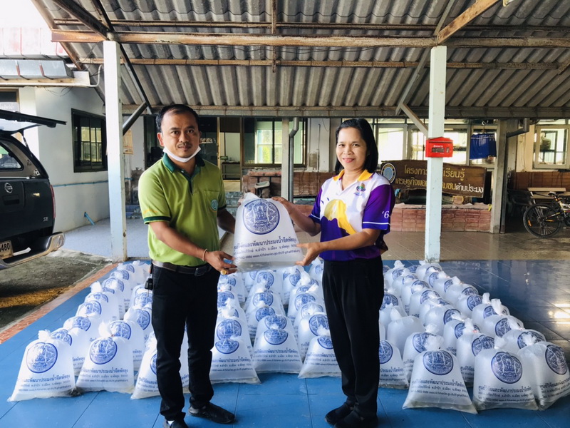 สนับสนุนพันธุ์ปลากินพืช โครงการคลินิกเกษตรเคลื่อนที่..คลิก