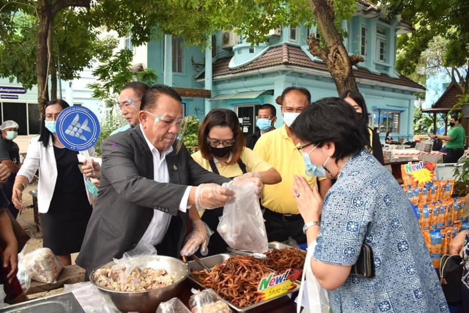 กรมประมงจัดงานแฟร์ ยกทัพสินค้าสัตว์น้ำจากเกษตรกร ชาวประมง ผู้ประกอบการมาจำหน่ายโดยตรงให้กับผู้บริโภค ยืนยัน...สัตว์น้ำไทย กินได้ ปลอดโควิด-19 แน่นอน