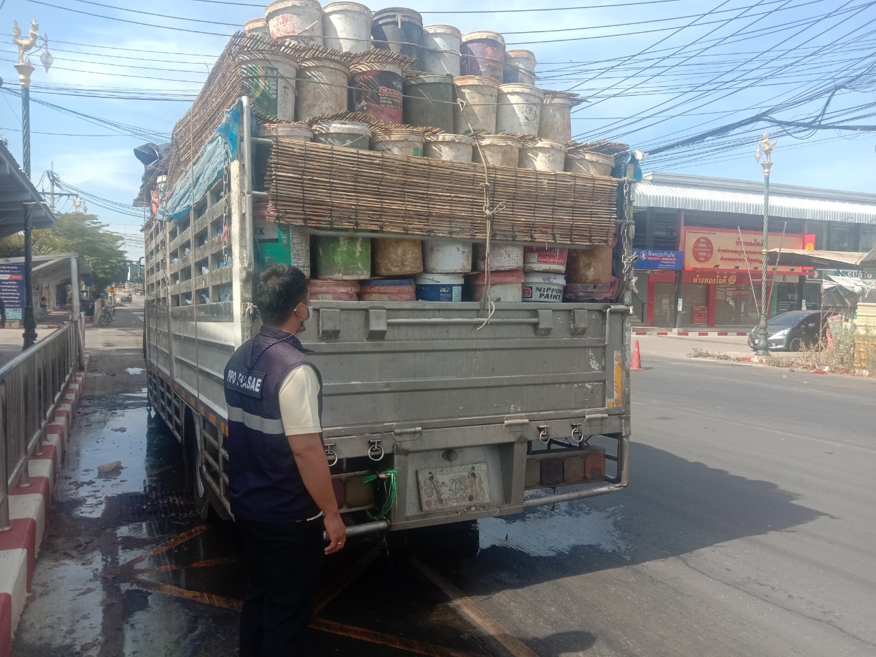 ตรวจสินค้าประมงที่นำเข้า ส่งออก ทางด่านพรมแดนถาวรคลองลึก..คลิก