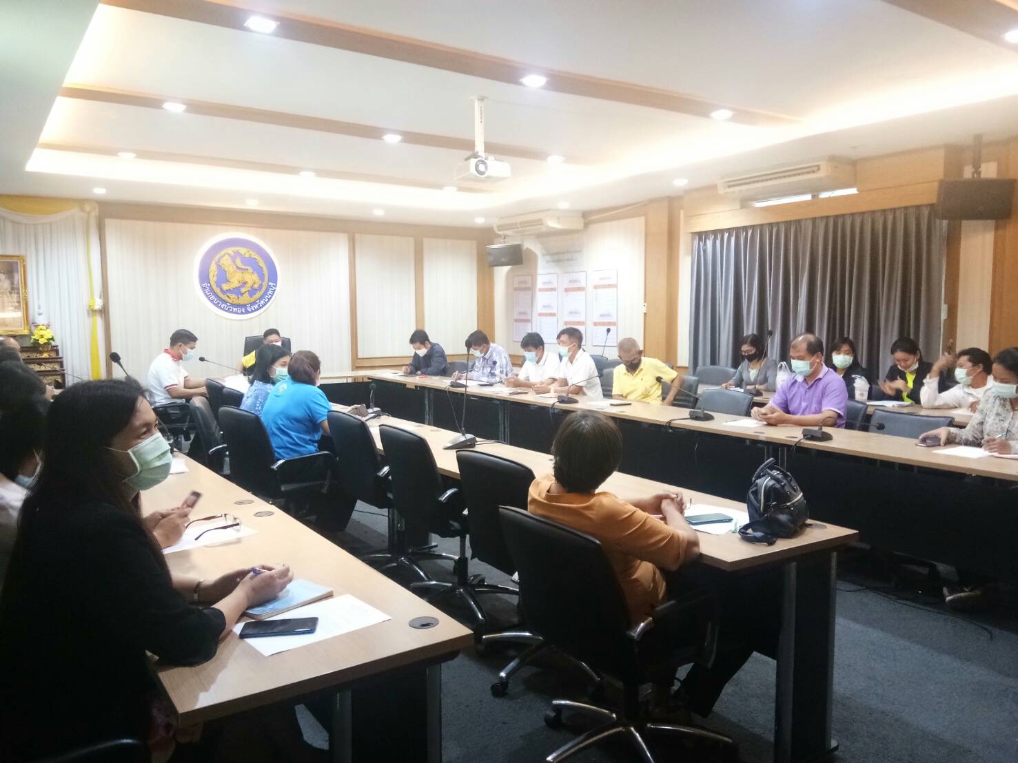 (อ.บางบัวทอง) ประชุมคณะทำงานศูนย์ปฎิบัติการควบคุมโรคอำเภอ (ศปก. อ. บางบัวทอง) @ห้องประชุมที่ว่าการอำเภอบางบัวทอง..คลิก