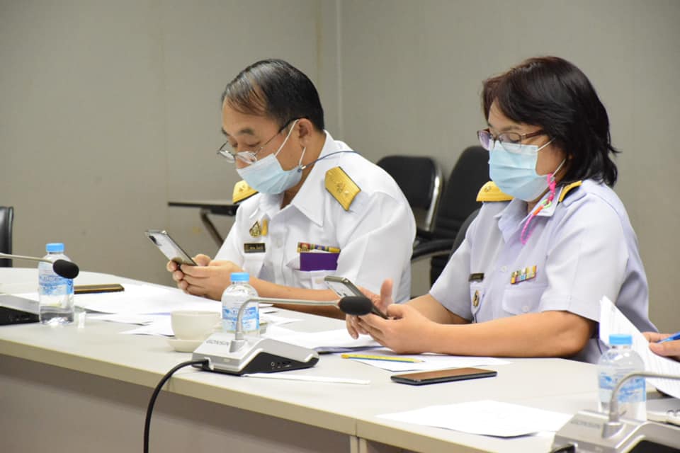 ประชุมหารือแนวทางการติดตามและรายงานสถานการณ์ของโรคติดเชื้อไวรัสโคโรน่า 2019 (COVID - 19)..คลิก