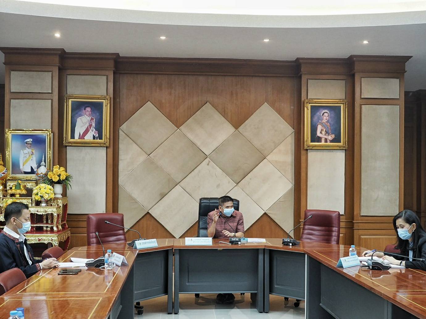 ประชุมการจัดงานวัฒนธรรมสองฝั่งเจ้าพระยา มหาเจษฎาบดินทร์ ประจำปีงบประมาณ พ.ศ. 2564 ครั้งที่ 2/2564 @ศาลากลางจังหวัดนนทบุรี..คลิก