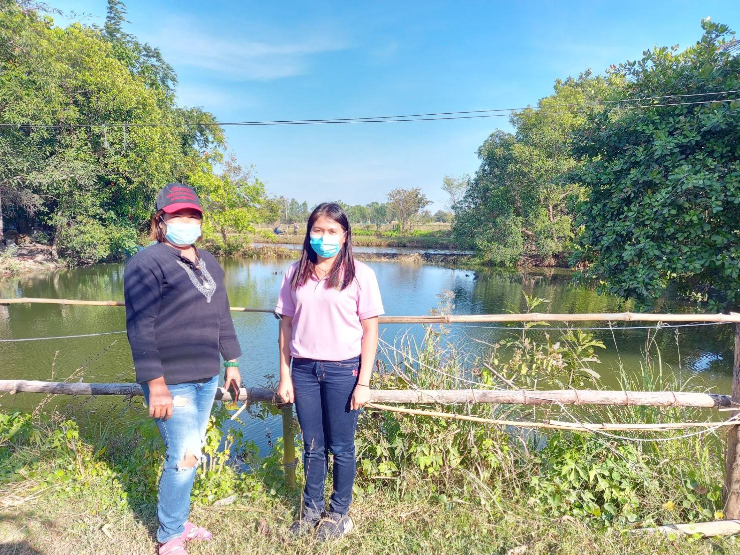 ประมงอำเภอสิรินธร ลงพื้นที่จัดทำทะเบียนประวัติเกษตรกรโครงการศูนย์เรียนรู้การเพิ่มประสิทธิภาพการผลิตสินค้าเกษตร ศูนย์เครือข่ายด้านการประมงรายใหม่  ตำบลฝางคำ อำเภอสิรินธร จังหวัดอุบลราชธานี..คลิก