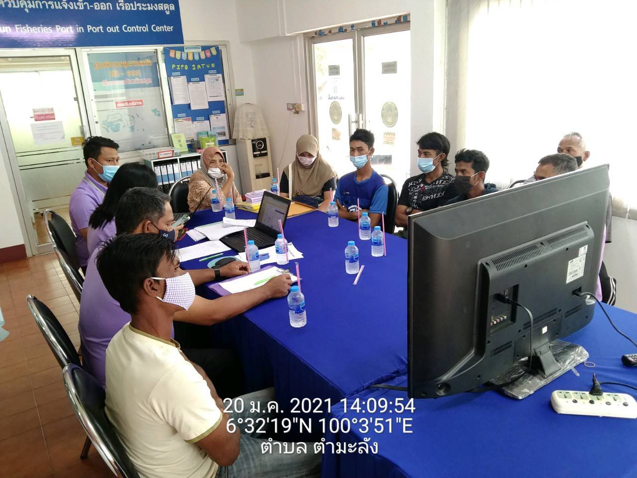 วันที่ 20 มกราคม 2564 : ประชุมชี้แจงเจ้าของเรือและผู้ควบคุมเรือขนถ่ายสัตว์น้ำก่อนแจ้งออกขนถ่ายสัตว์น้ำ ครั้งที่ 1/2564..คลิก