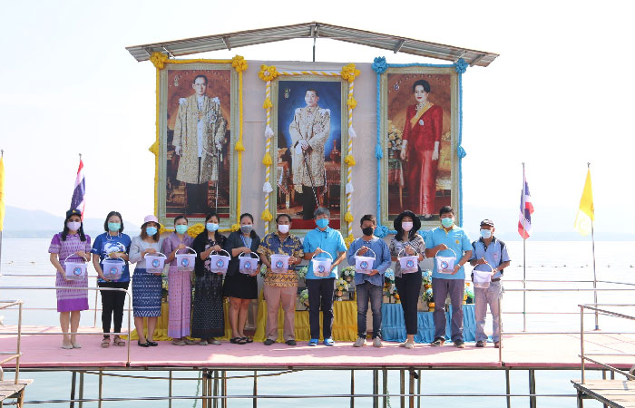 กิจกรรมปล่อยพันธุ์สัตว์น้ำชายฝั่งลงสู่อ่าวคุ้งกระเบน..คลิก