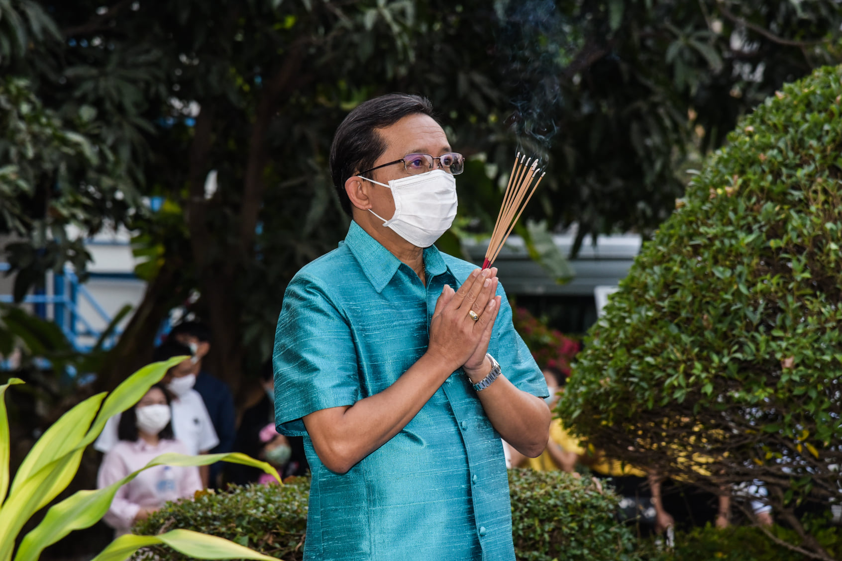 วันที่ 22 มกราคม 2564 เวลา 06.39 น. ณ กรมประมง นายเฉลิมชัย สุวรรณรักษ์ รองอธิบดีกรมประมง สักการะสิ่งศักดิ์สิทธิ์เนื่องในโอกาสเข้ารับตำแหน่ง