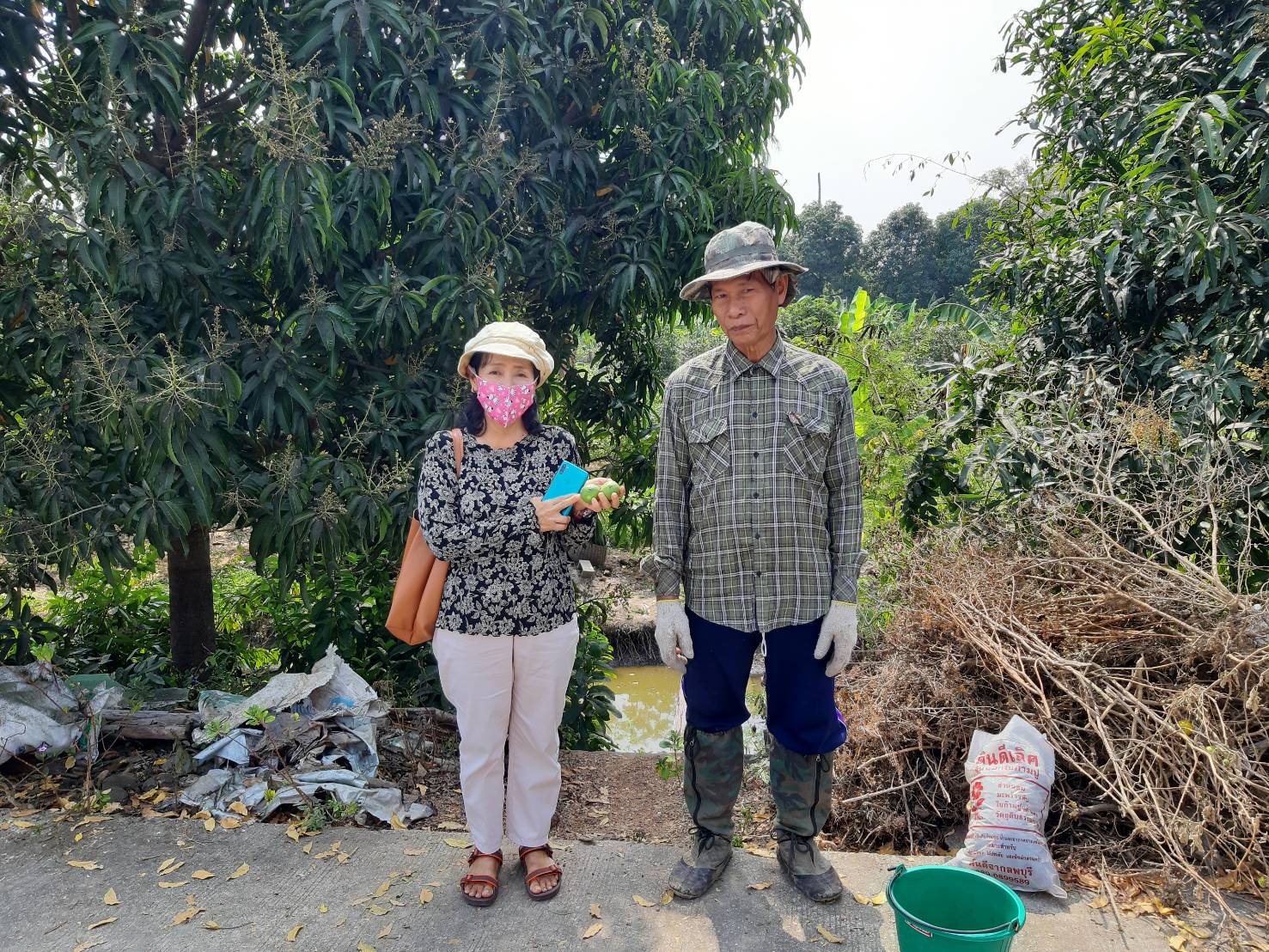(อ.เมืองนนทบุรี) ติดตามการดำเนินการโครงการศูนย์เรียนรู้เพื่อเพิ่มประสิทธิภาพการผลิตสินค้าเกษตร (ศพก.) @อ.เมืองนนทบุรี จ.นนทบุรี..คลิก