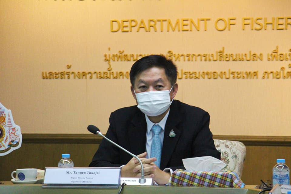 นายถาวร ทันใจ รองอธิบดีกรมประมง พร้อมด้วยคณะผู้บริหารให้การต้อนรับ Mr.Evan W.Fox,Economic officer เจ้าหน้าที่สถานเอกอัครราชทูตสหรัฐอเมริกา (สอท.สหรัฐฯ) ประจำประเทศไทย..คลิก