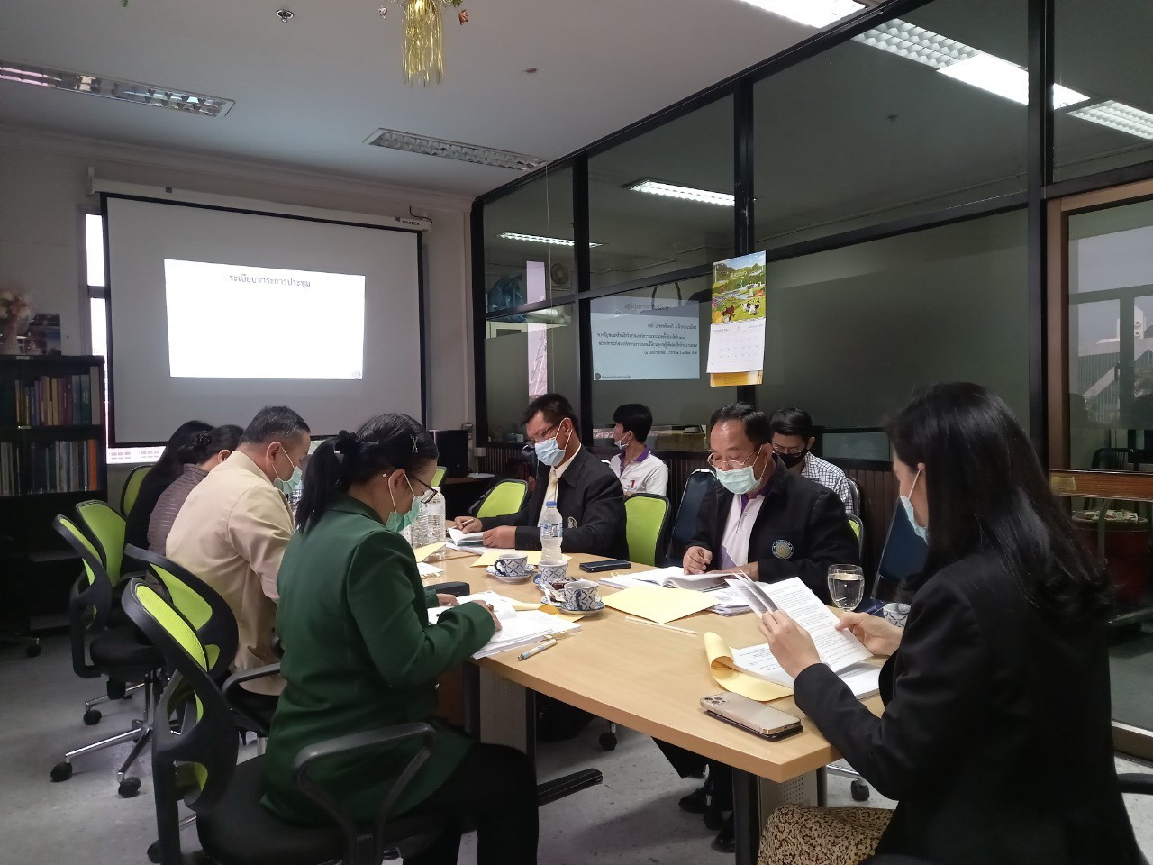 ประชุมคณะกรรมการคัดเลือกกรรมการผู้ทรงคุณวุฒิในคณะกรรมการประมงประจำจังหวัดนนทบุรี ครั้งที่ 1/2564 @ห้องประชุมสำนักงานเกษตรและสหกรณ์จังหวัดนนทบุรี..คลิก