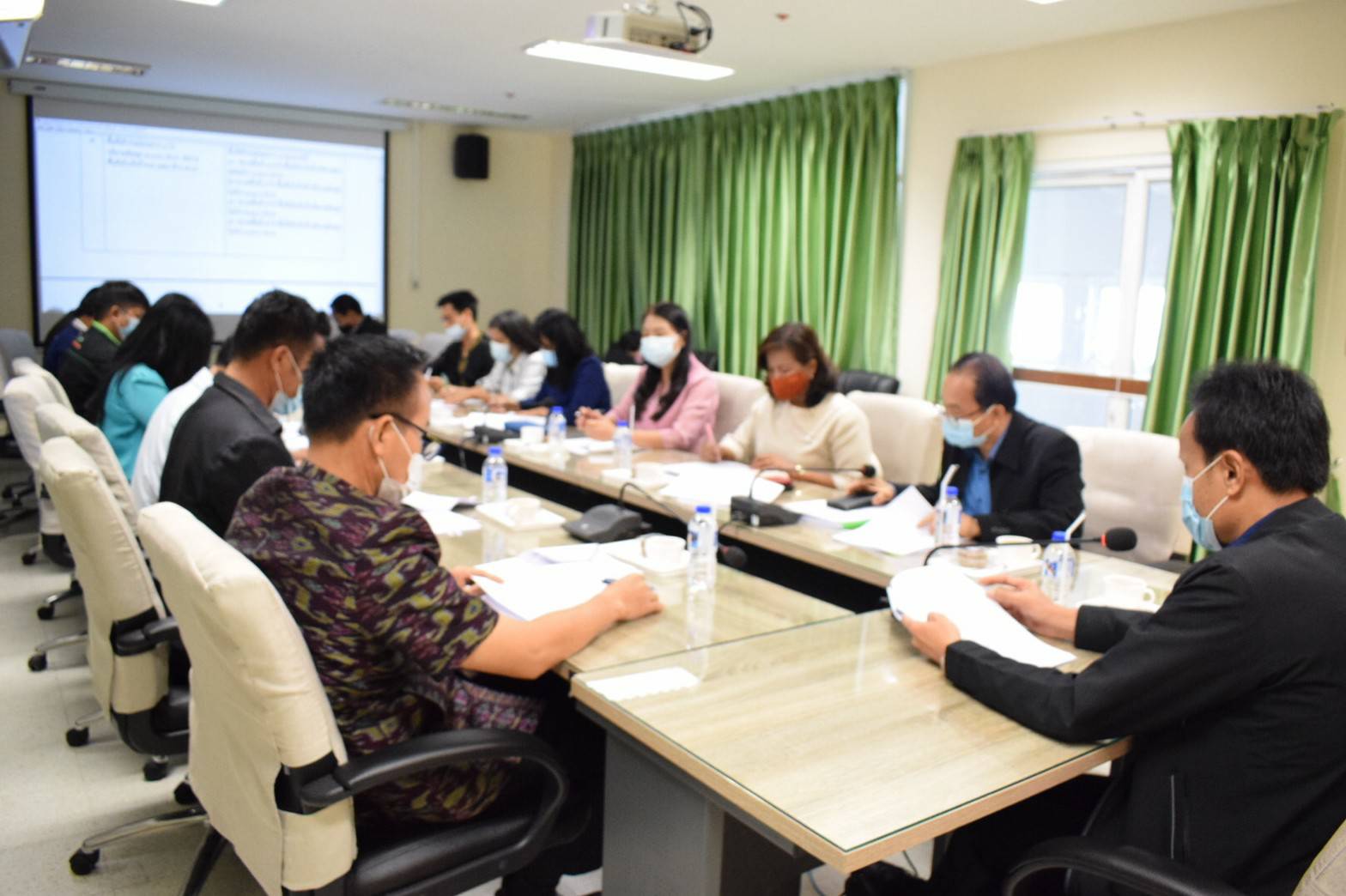 ประชุมคณะทำงานขับเคลื่อนโครงการ 1 ตำบล 1 กลุ่มเกษตรทฤษฎีใหม่