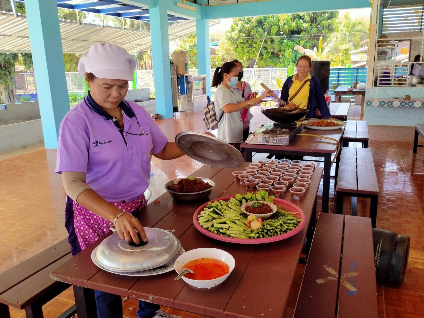 กิจกรรมอบรมและสาธิตด้านโภชนาการปลาครู และนักเรียน โครงการสนับสนุนด้านการประมงตามพระราชดำริสมเด็จพระเทพรัตนราชสุดาฯ สยามบรมราชกุมารี ประจำปี 2564..คลิก