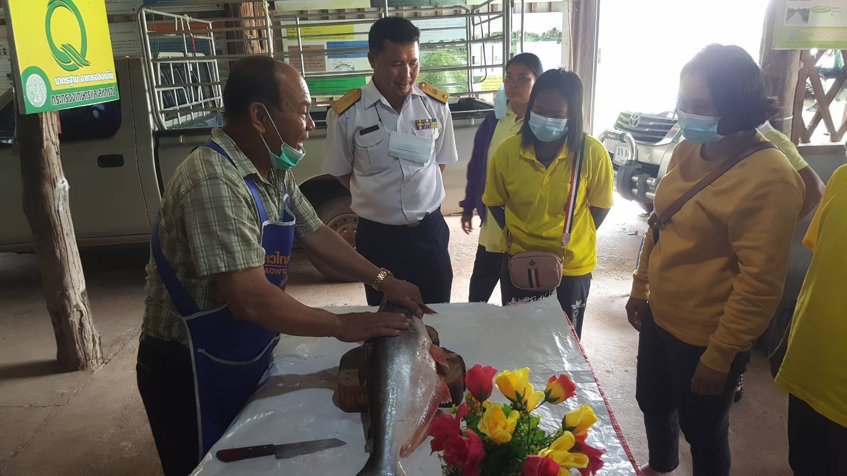 โครงการสนับสนุนด้านการประมงตามพระราชดำริ โครงการฟาร์มตัวอย่างในสมเด็จพระนางเจ้าสิริกิติ์พระบรมราชินีนาถฯ