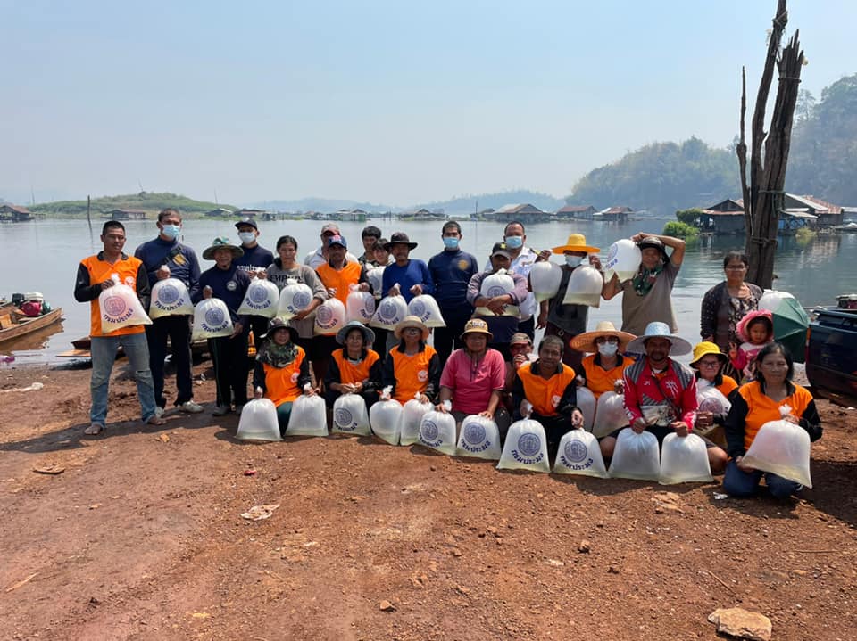 ปล่อยพันธุ์ปลายี่สกไทย ร่วมกับสมาชิกโครงการเสริมสร้างการมีส่วนร่วมของชุมชนประมงบ้านโชคดีสุพรรณ..คลิก