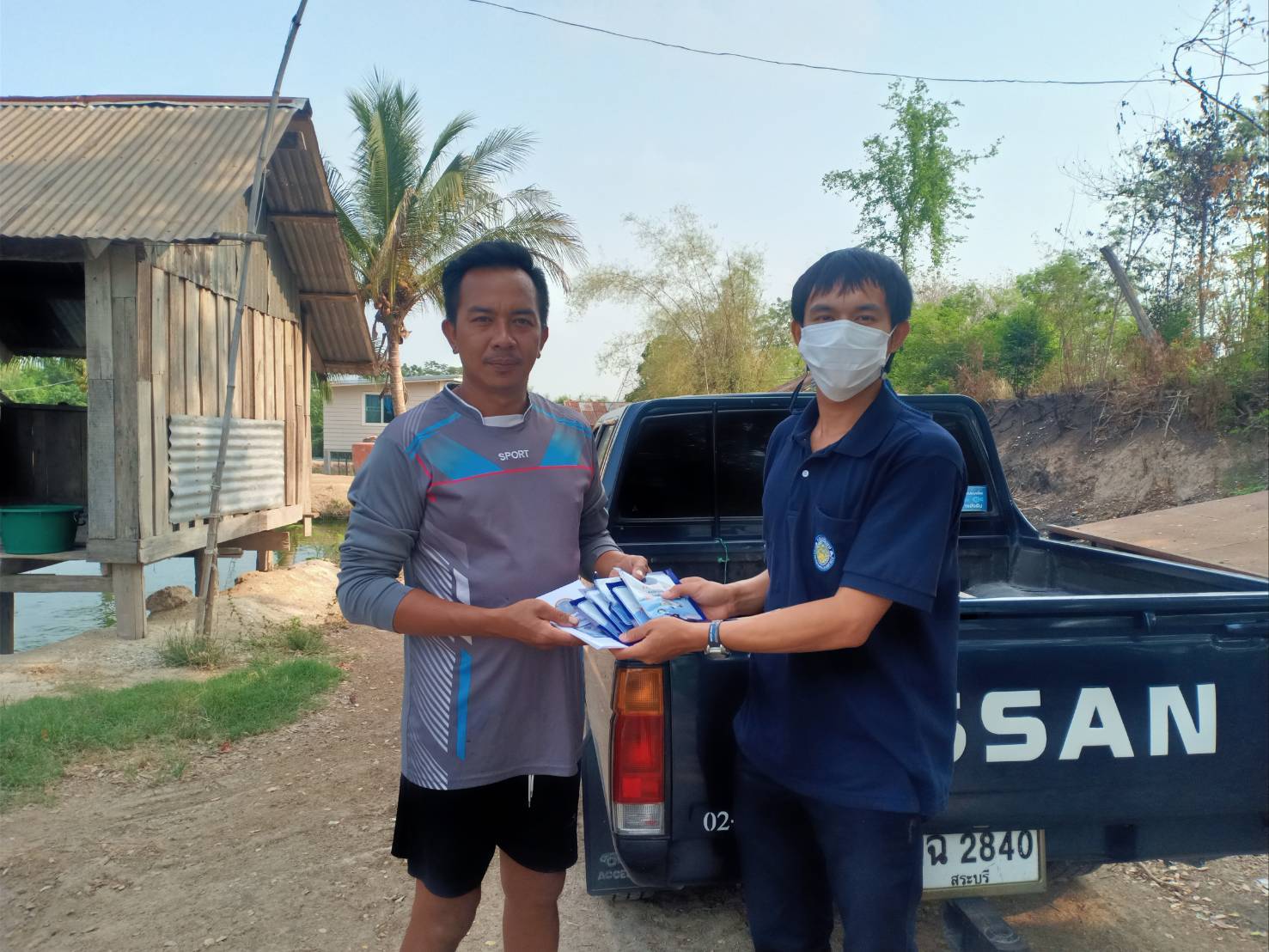 ศูนย์วิจัยและพัฒนาการเพาะเลี้ยงสัตว์น้ำจืดสระบุรี สนับสนุนจุลินทรีย์ ปม.1 ให้แก่เกษตรกรที่เข้าร่วมโครงการระบบส่งสเริมเกษตรแบบแปลงใหญ่ ในจังหวัดสระบุรี..คลิก