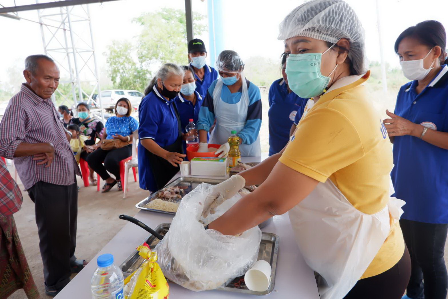 ประชุมถ่ายทอดความรู้การแปรรูปสัตว์น้ำ  กลุ่มแปลงใหญ่ปลาตะเพียนขาวบ้านกองทุนที่ดิน