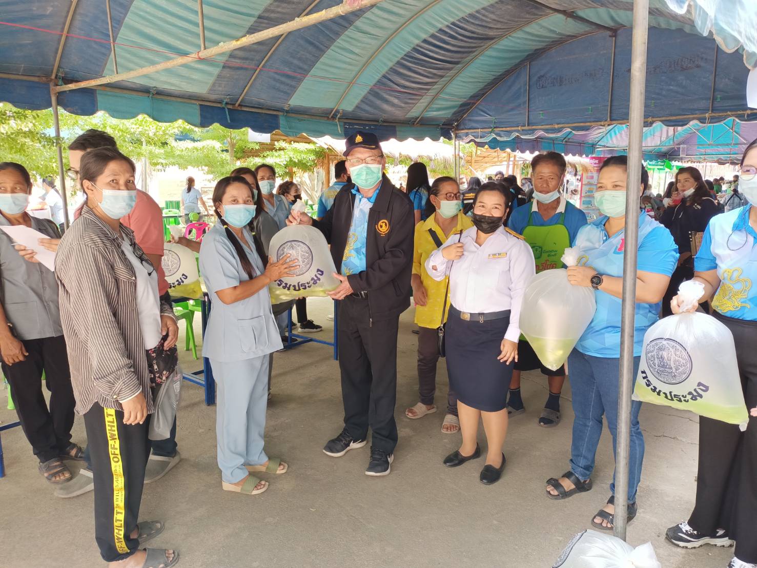 โครงการหน่วยบำบัดทุกข์ บำรุงสุข สร้างรอยยิ้มให้ประชาชน จังหวัดนครสวรรค์..คลิก