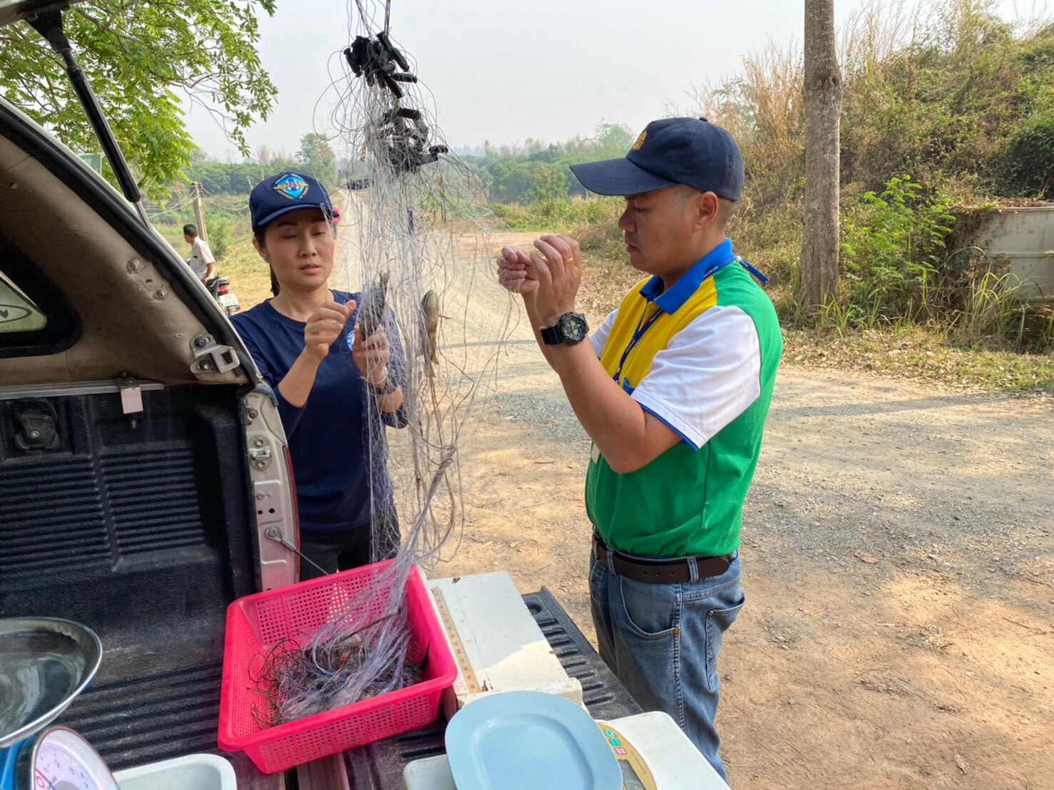 ลงพื้นที่ประเมินชนิดและปริมาณสัตว์น้ำ ในแหล่งน้ำภายใต้โครงการแผนปฏิบัติราชการประจำปีงบประมาณ 2564 ณ อ่างเก็บน้ำห้วยชมภู หมู่ 8 ต.ศรีถ้อย อ.แม่ใจ จ.พะเยา