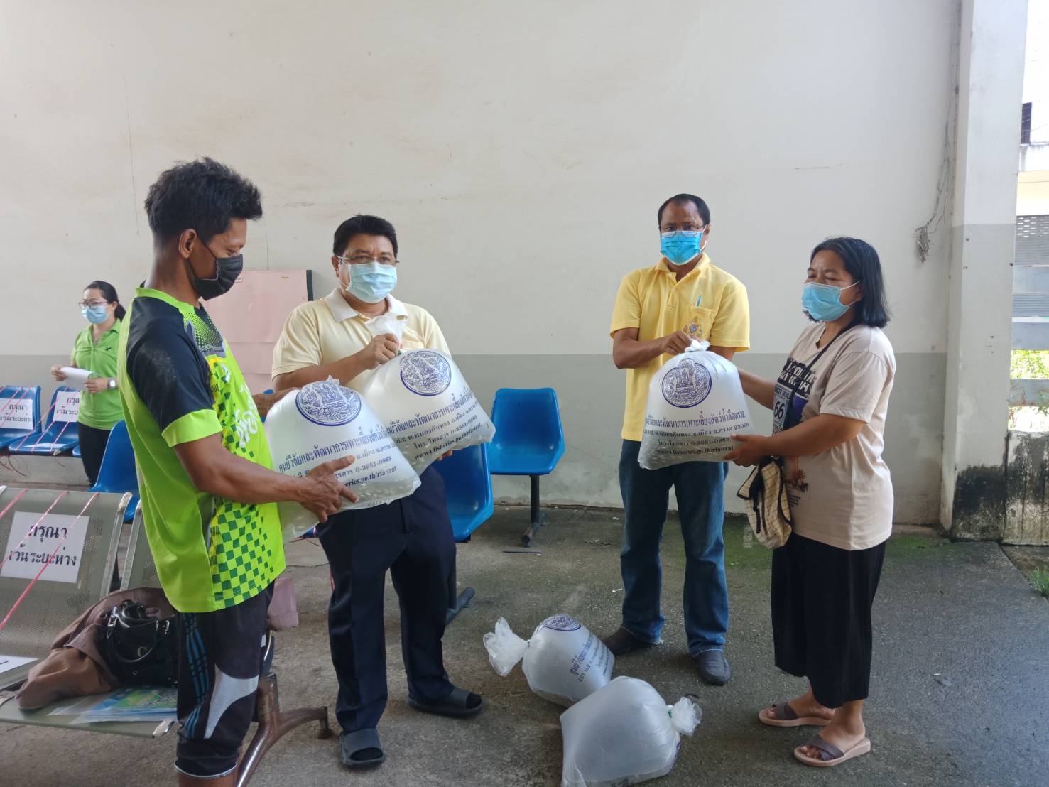 สนับสนุนโครงการส่งเสริมเกษตรทฤษฎีใหม่ด้านการประมง ปีงบประมาณ ๒๕๖๔..คลิก