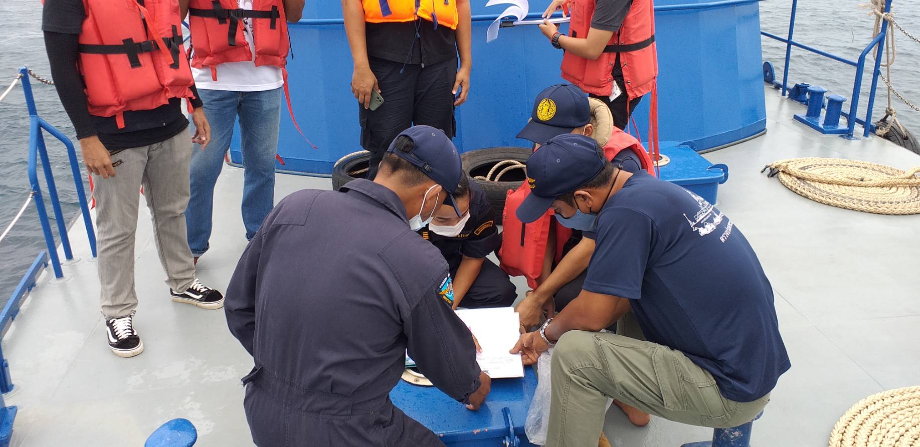 เรือตรวจฯ 701 ออกปฏิบัติงานบูรณาการตรวจร่วมเรือประมงเพื่อจัดการปัญหาแรงงานต่างด้าวและการค้ามนุษย์ด้านการประมง..คลิก