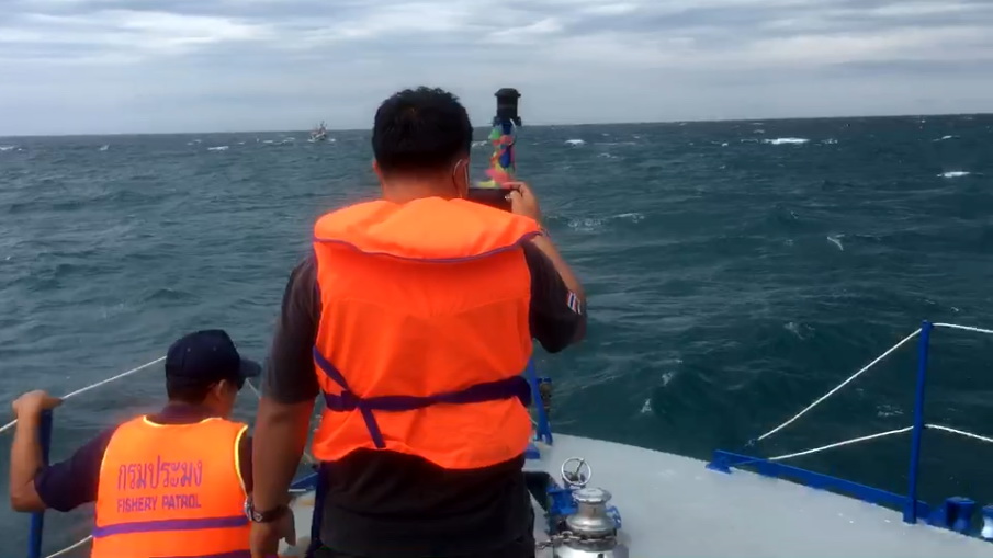 เรือตรวจ 701 ออกปฏิบัติภารกิจค้นหาและช่วยเหลือเรือประมงอับปาง