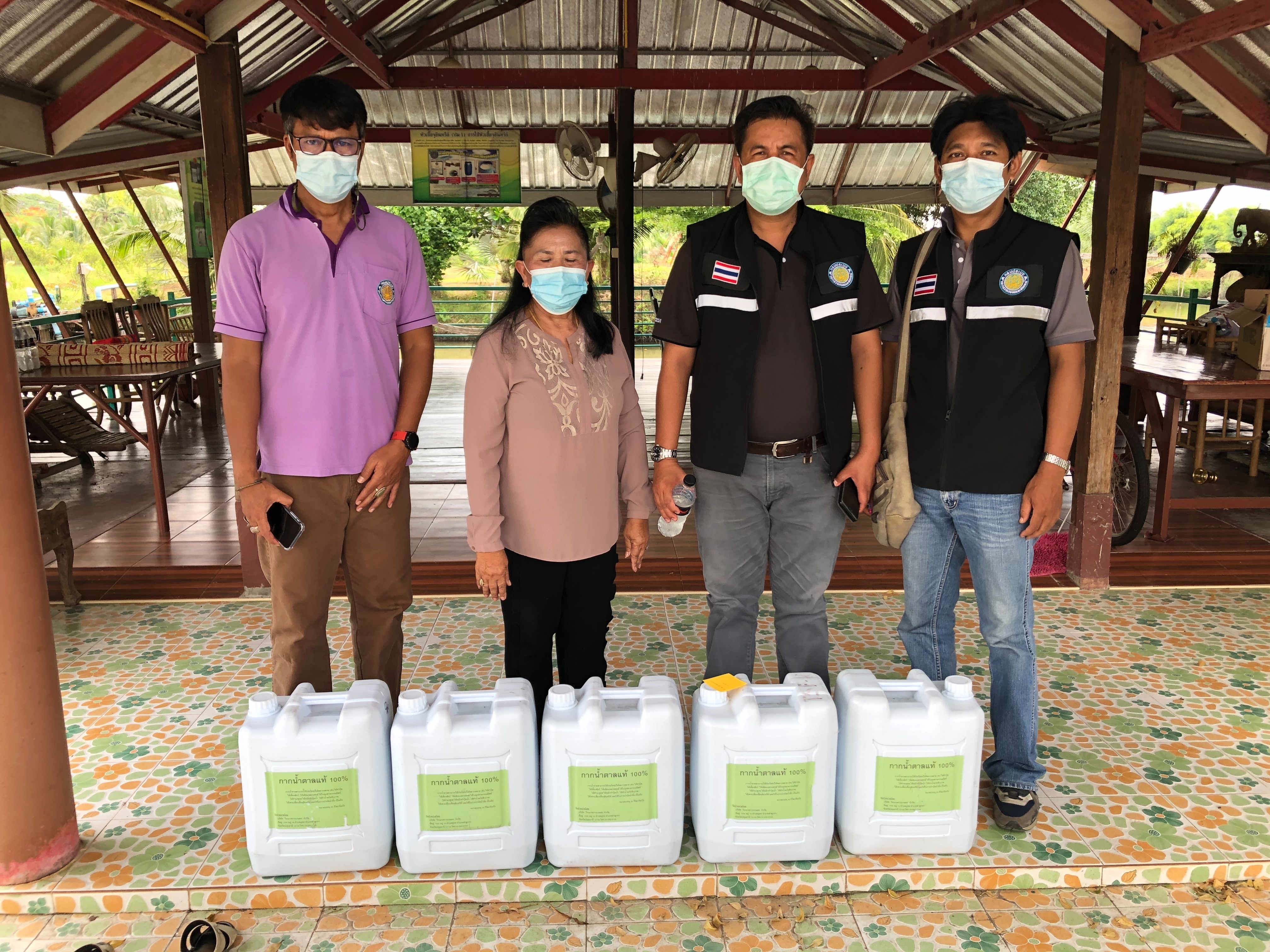 สำนักงานประมงพื้นที่กรุงเทพมหานคร สนับสนุนปัจจัยเพื่อพัฒนาศูนย์เครือข่ายด้านการประมง ภายใต้โครงการศูนย์เรียนรู้การเพิ่มประสิทธิภาพการผลิตสินค้าเกษตร (ศพก.)