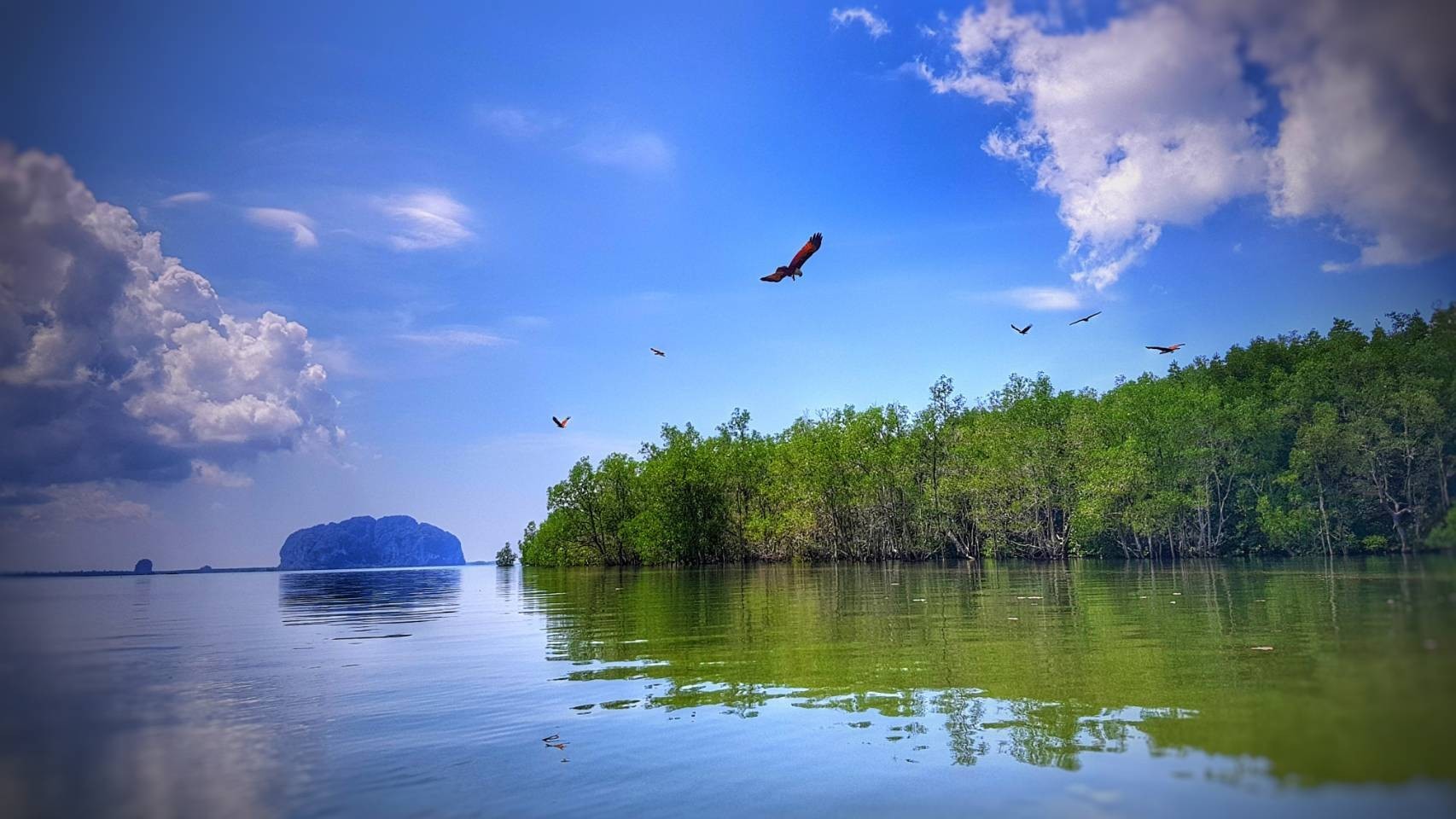ท่องเที่ยงกับชุมชนบ้านท่าข้ามควาย จ.สูตล (Fisherman’s Village Resort)