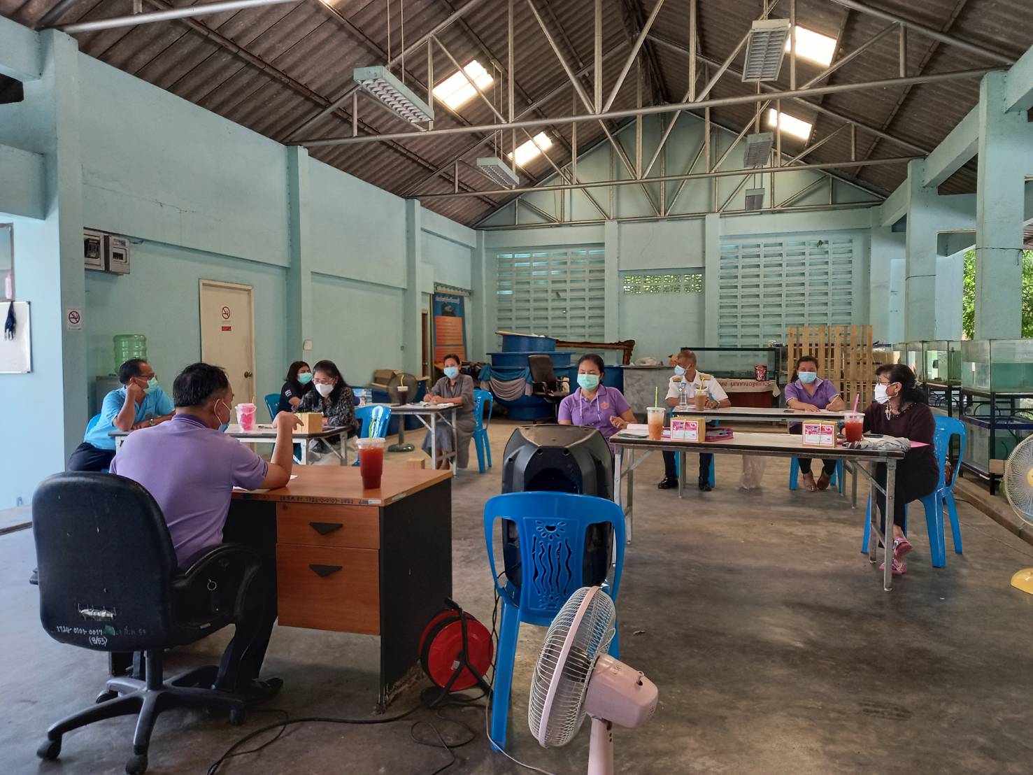 การประชุมเพื่อเตรียมดำเนินการโครงการส่งเสริมการเลี้ยงสัตว์น้ำจืด (ปลาดุก/กบ) ในบ่อกระชังบก..คลิก