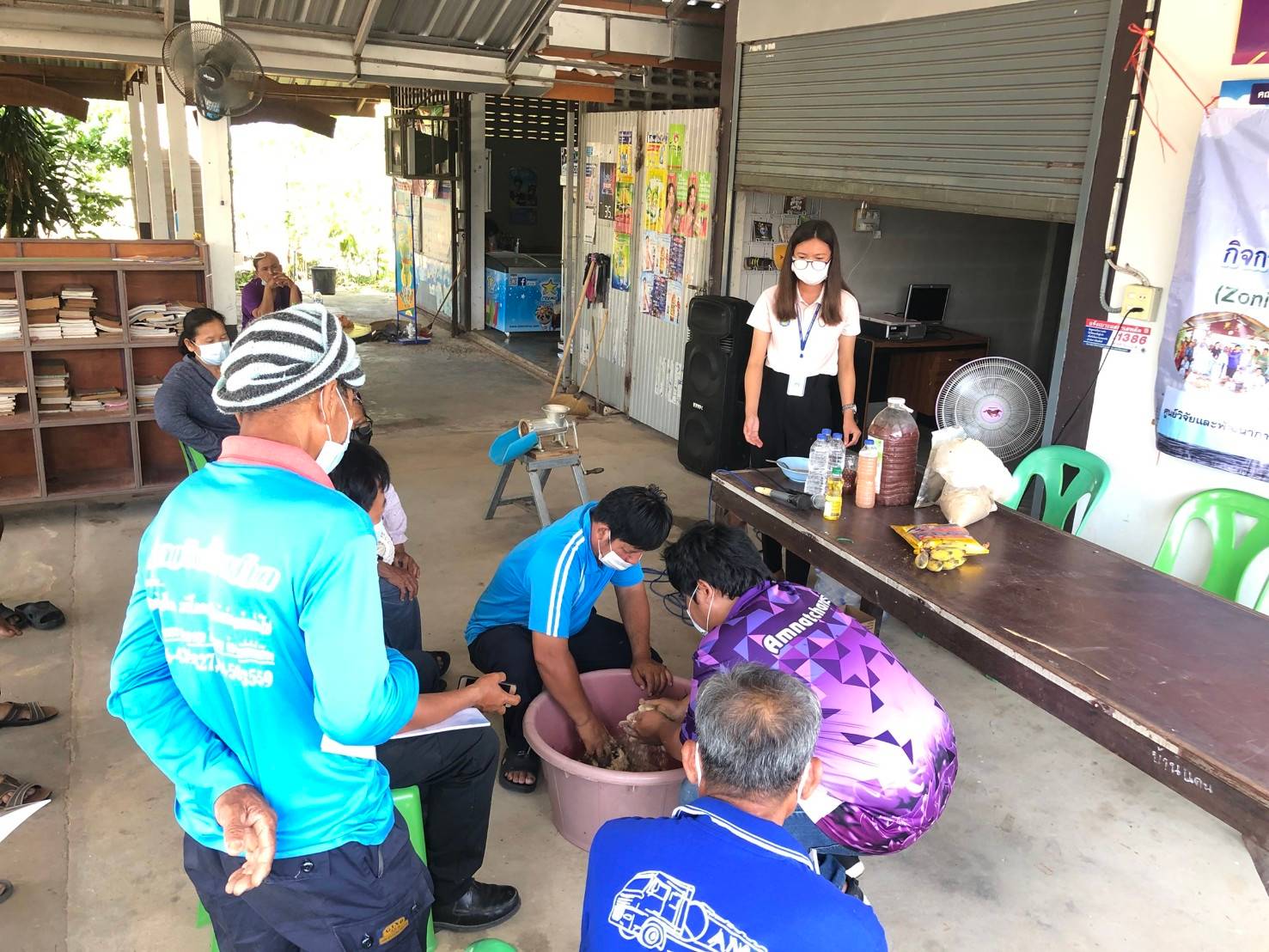 จัดประชุมชี้แจงให้คำแนะนำ ถ่ายทอดให้ความรู้ด้านการเพาะเลี้ยงสัตว์น้ำ ครั้งที่ 2..คลิก