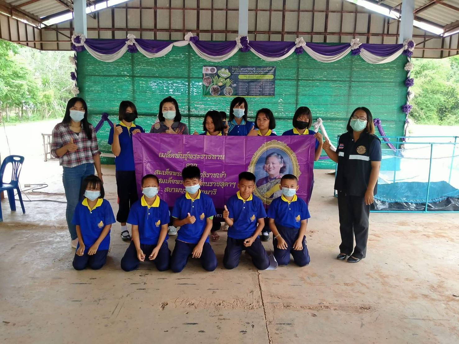 ประมงอำเภอโพธิ์ไทร  ร่วมบูรณาการ กับ ศปป.4 กอ.รมน.  และกอ.รมน.จังหวัดอุบลราชธานี  จัดฝึกอบรมการเพาะเลี้ยงกบโรงเรียนห่างไกล และพื้นที่แนวชายแดนในถิ่นทุรกันดาร ตามพระราชดำริสมเด็จพระกนิษฐาธิราชเจ้า ฯ..คลิก