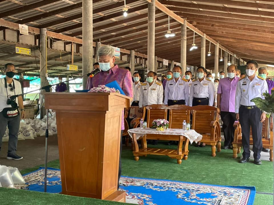 นายชาญนะ เอี่ยมแสง ผู้ว่าราชการจังหวัดระยอง ให้เกียรติเป็นประธานในพิธีปล่อยพันธุ์สัตว์น้ำเพื่อเฉลิมพระเกียรติ เนื่องในวันเฉลิมพระชนมพรรษา 43 พรรษา สมเด็จพระนางเจ้าสุทิดา พัชรสุธาพิมลลักษณ พระบรมราชินี..คลิก