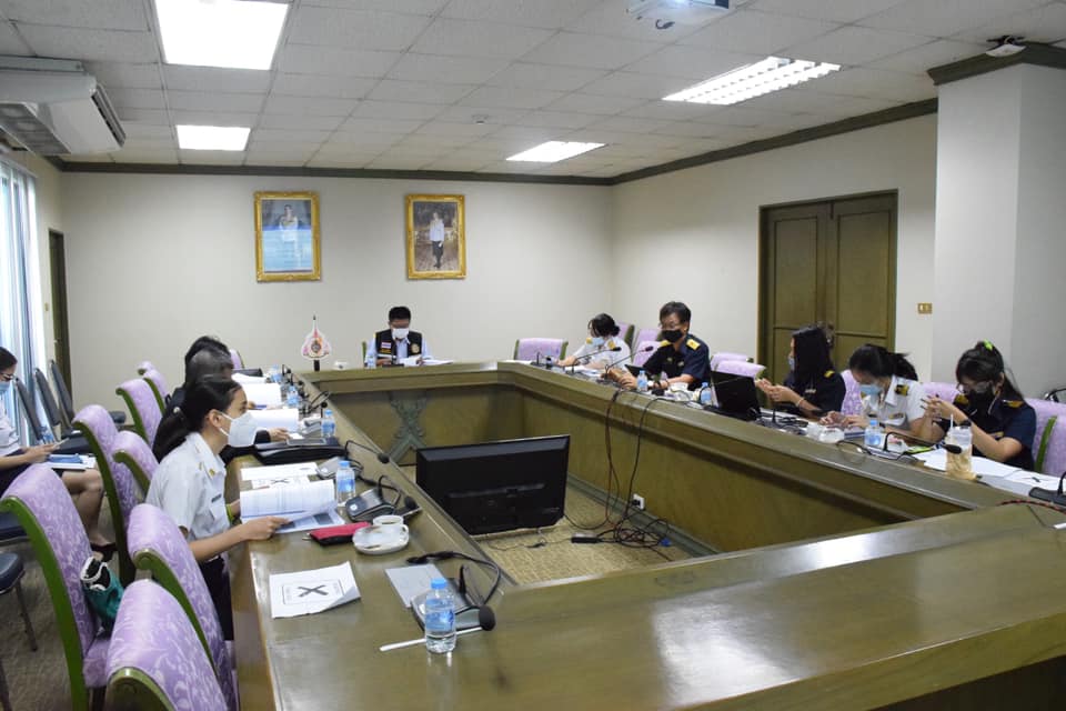 นายบัญชา สุขแก้ว รองอธิบดีกรมประมง เป็นประธานการประชุม (ร่าง) แนวทางและมาตรการในการพัฒนาการประมงของไทยให้ปลอดสัตว์น้ำและสินค้าสัตว์น้ำที่มาจากการทำประมง IUU (IUU - Free Thailand)..คลิก