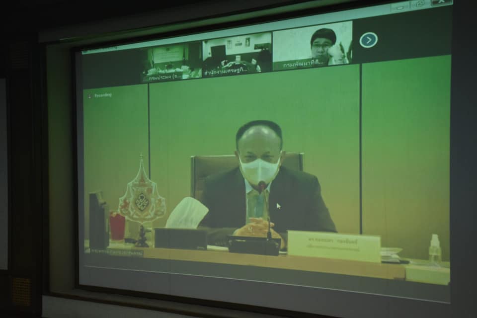 นายมีศักดิ์ ภักดีคง อธิบดีกรมประมง พร้อมด้วย นายเฉลิมชัย สุวรรณรักษ์ รองอธิบดีกรมประมง ผู้บริหารและเจ้าหน้าที่กรมประมง เข้าร่วมการประชุมเตรียมการชี้แจงงบประมาณรายจ่ายประจำปีงบประมาณ พ.ศ. 2565 ขั้นกรรมาธิการ กระทรวงเกษตรและสหกรณ์..คลิก