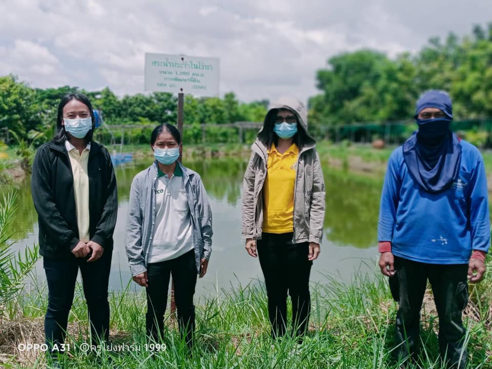 มอบปัจจัยการผลิต พร้อมทั้ง ติดตามผลการดำเนินงานโครงการศพก.กิจกรรมพัฒนาฐานเรียนรู้ศูนย์เรียนรู้การเพิ่มประสิทธิภาพการผลิตสินค้าเกษตรด้านการประมง (ศพก.หลัก) และโครงการ Zoning by Agri-map ของอำเภอห้วยราช อำเภอกระสัง อำเภอนางรอง อำเภอหนองกี่และอำเภอโนนสุวรรณ จ.บุรีรัมย์..คลิก