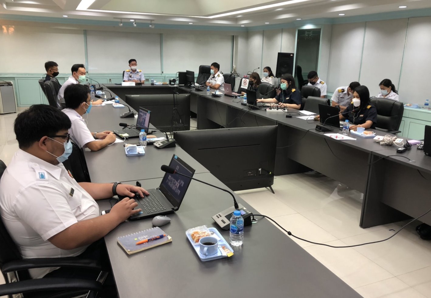 นายถาวร ทันใจ รองอธิบดีกรมประมง เป็นประธานในพิธีเปิดการประชุมเชิงปฏิบัติการออนไลน์สำหรับเจ้าหน้าที่ตรวจสอบตามมาตรการรัฐเจ้าของท่า (Virtual Port State Measures Inspector Training Workshop) ของกรมประมง..คลิก