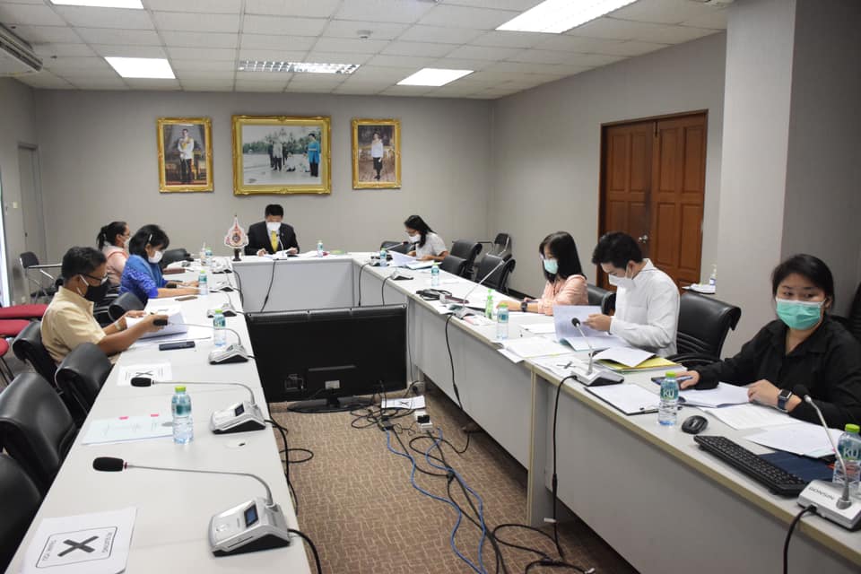นายบัญชา สุขแก้ว รองอธิบดีกรมประมง เป็นประธานการประชุมคณะทำงานพิจารณาการยกสิทธิทำการประมง ครั้งที่ 2/2564..คลิก