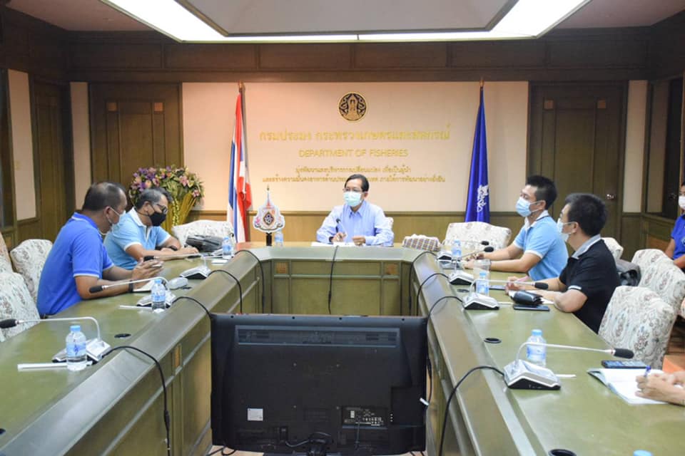 นายเฉลิมชัย สุวรรณรักษ์ รองอธิบดีกรมประมง เป็นประธานการประชุมหารือปัญหาและอุปสรรคในการดำเนินธุรกิจการเพาะเลี้ยงสัตว์น้ำของผู้ประกอบการและภาคเอกชนที่เกี่ยวข้อง..คลิก