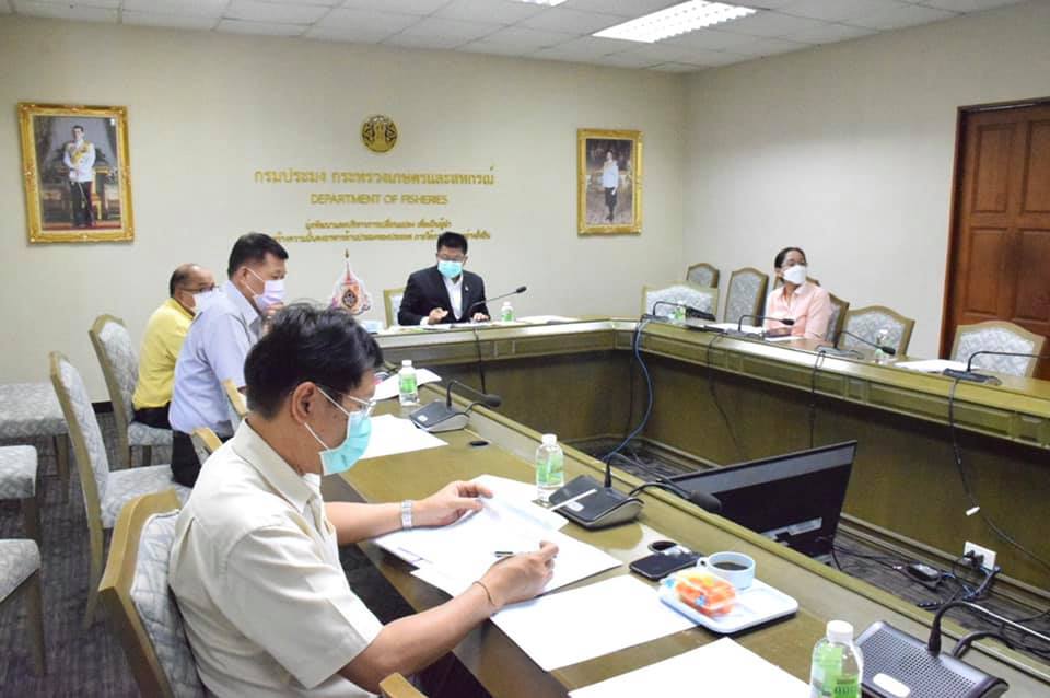 นายบัญชา สุขแก้ว รองอธิบดีกรมประมง และคณะเจ้าหน้าที่กรมประมง ร่วมประชุมกับคณะทำงานพัฒนา อนุรักษ์ ฟื้นฟูหนองหาร จังหวัดสกลนคร..คลิก